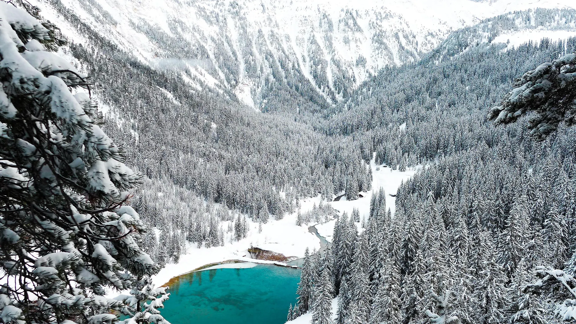 Ecrin Blanc Resort Courchevel 4*,  Frankreich