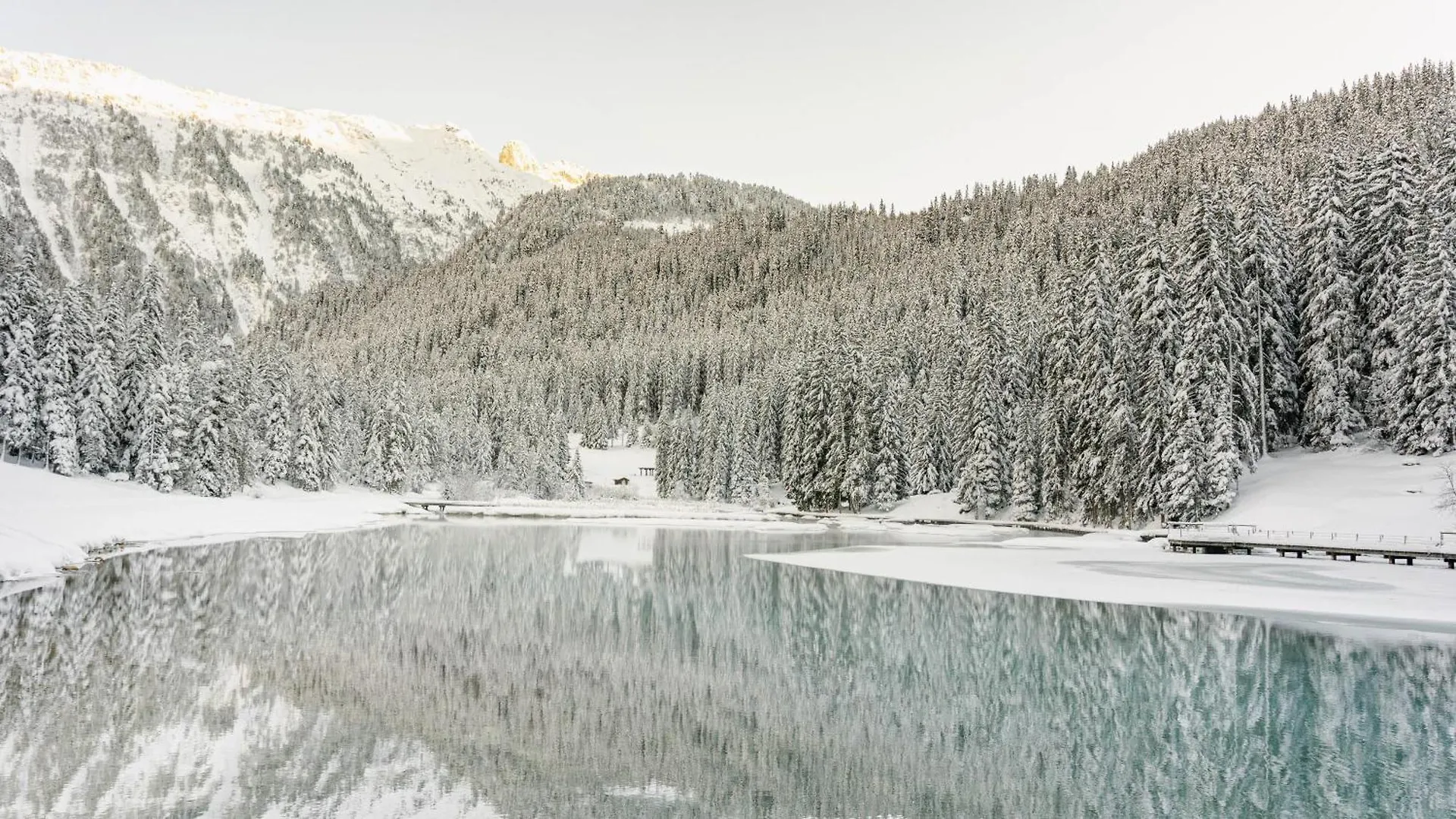Ecrin Blanc Resort Courchevel - Aquapark Hotel